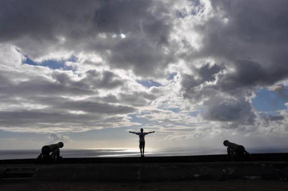 Magnífico final de tarde em Brimstone Hill, na ilha de St. Kitts - Caribe